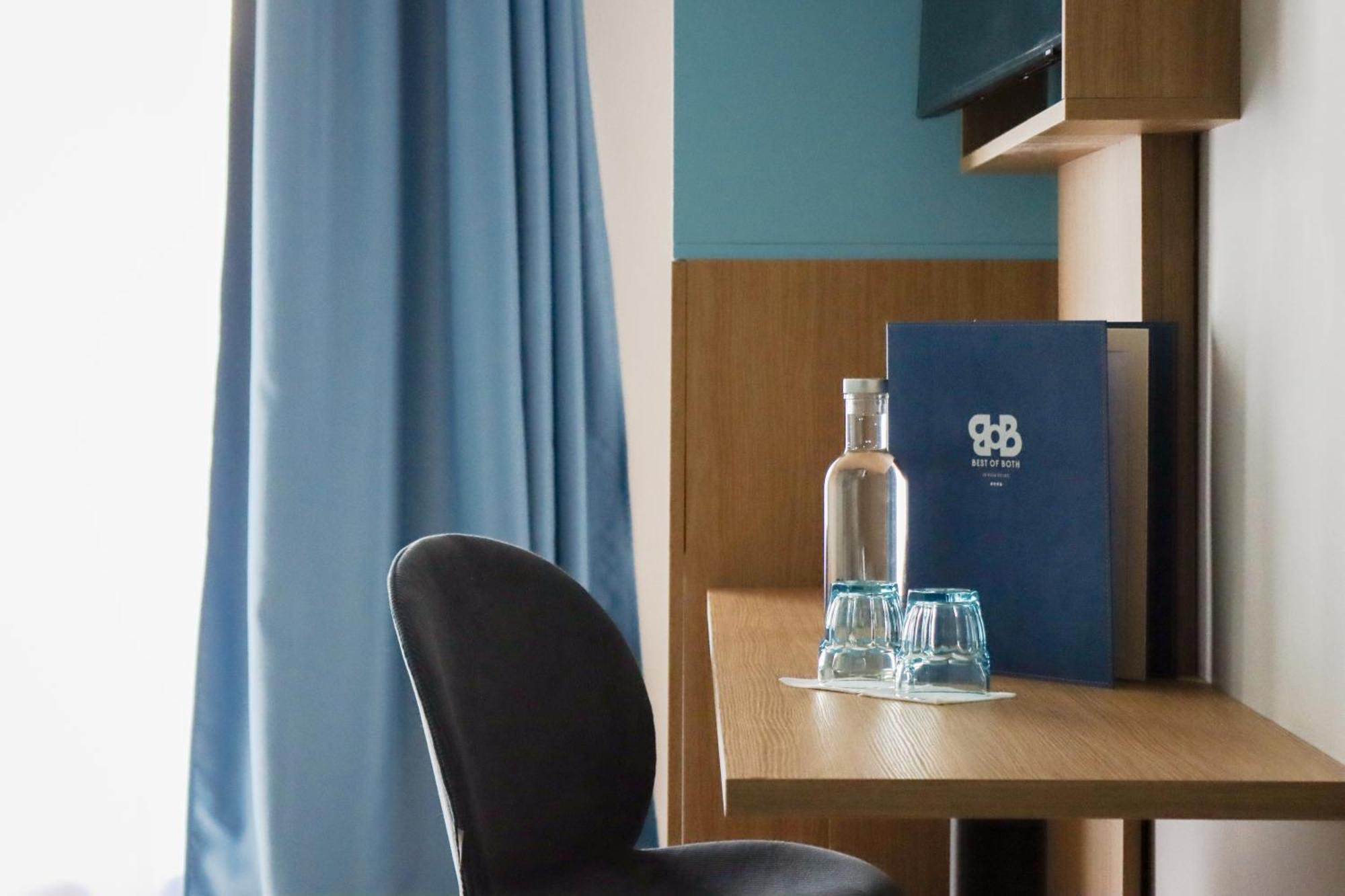 Bleues La Du - Genève - Les Bains Hotel