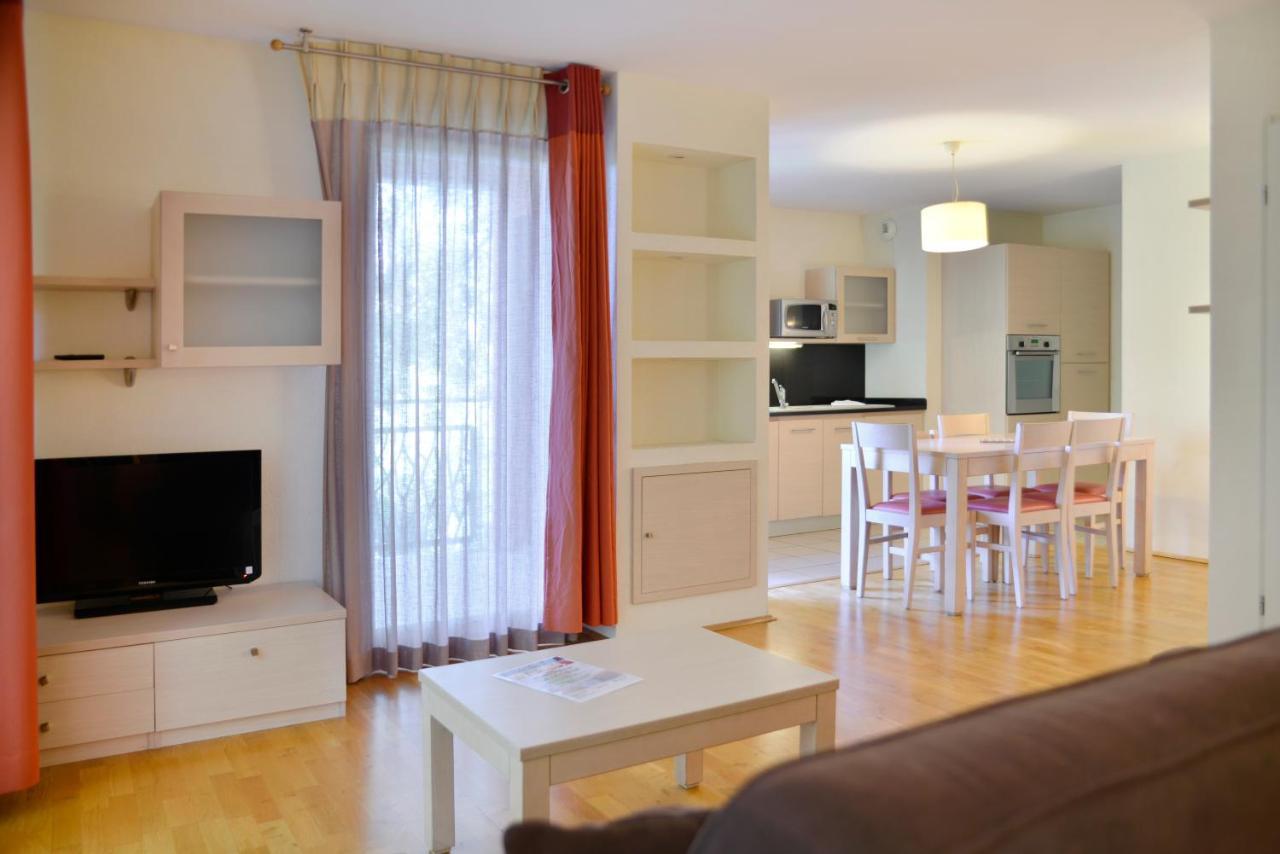Of Both - Hotel Divonne-les-Bains